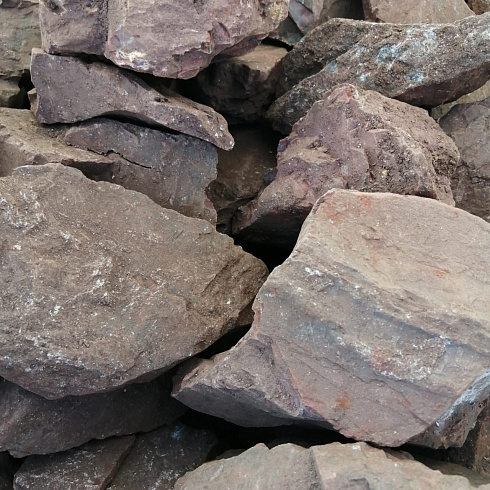 фото Яшма красная  (фр. 70-100 мм)  купить в Москве в интернет-портале КАМЕНЬ КЛУБ