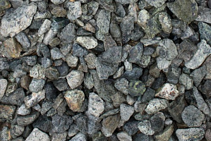 Kamenclub.ru: Щебень крошка зеленый (змеевик) фр. 20-40 мм.  купить в Москве мрамор зеленый, салатовый ландшафтная мраморная крошка 8500 руб/т   фото КАМЕНЬ КЛУБ