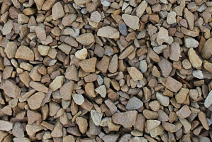 Kamenclub.ru: Щебень крошка желтый (песчаник) фр. 10-20 мм.  купить в Москве песчаник бежевый, серый, рыжий декоративный ландшафтный щебень колотый 9500 руб/т   фото КАМЕНЬ КЛУБ